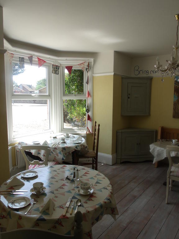 Hooray Henrys Bed & Breakfast Sheringham Eksteriør bilde
